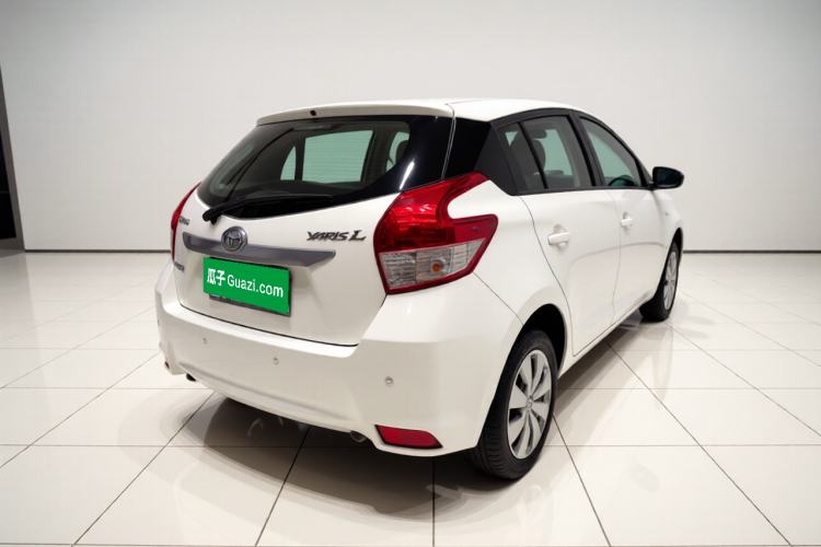 Used Toyota YARiS L Zhi Xuan 2015 1.5E Automatic Charm Edition Exterior 5