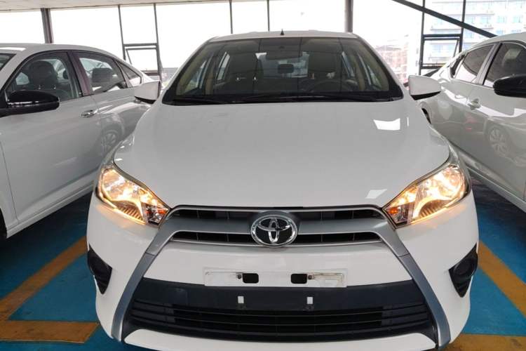 Used Toyota YARiS L Zhi Xuan 2015 1.5E Automatic Charm Edition Front