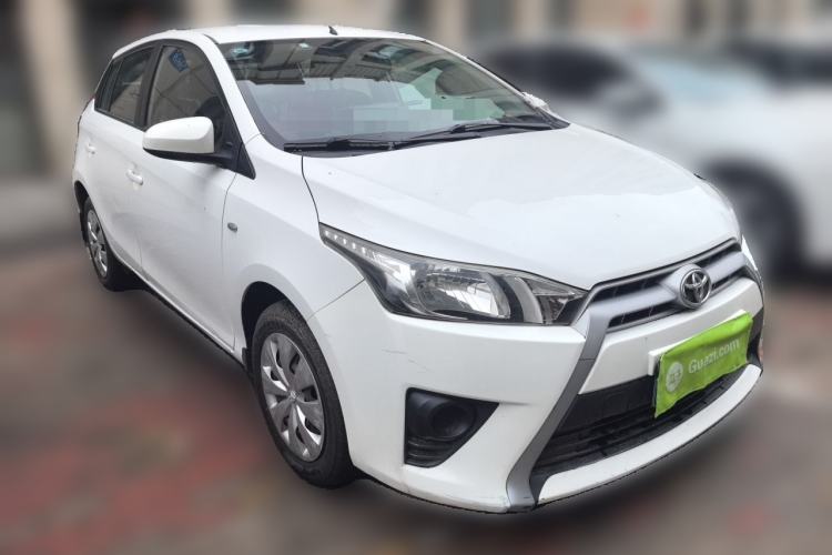 Used Toyota YARiS L Zhi Xuan 2015 1.5E Automatic Charm Edition Front Right 45 Deg