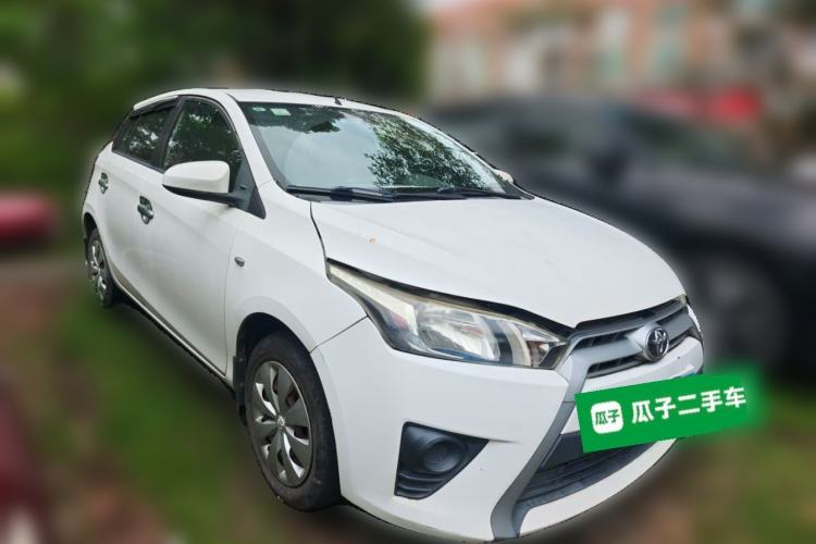 Used Toyota YARiS L Zhi Xuan 2015 1.5E Automatic Charm Edition Front Right 45 Deg