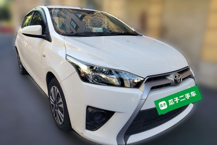 Used Toyota YARiS L Zhi Xuan 2015 1.5E Automatic Charm Edition Front Right 45 Deg