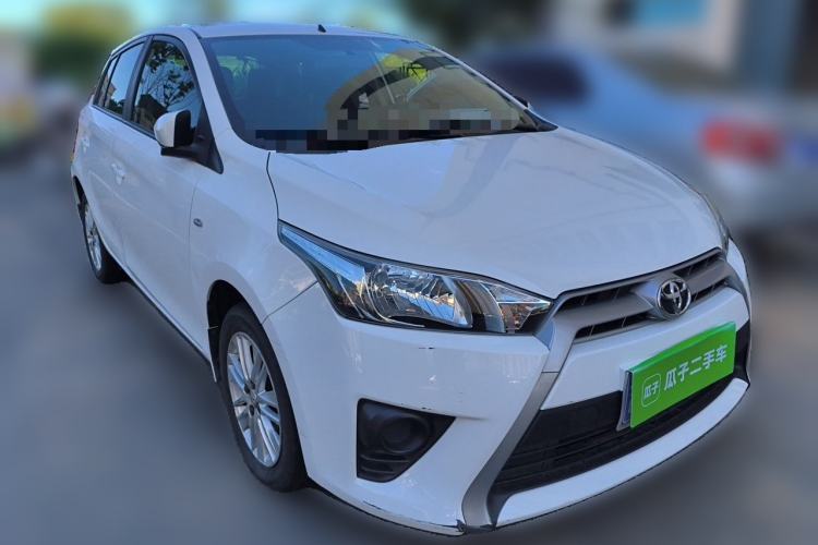 Used Toyota YARiS L Zhi Xuan 2015 1.5E Automatic Charm Edition Front Right 45 Deg