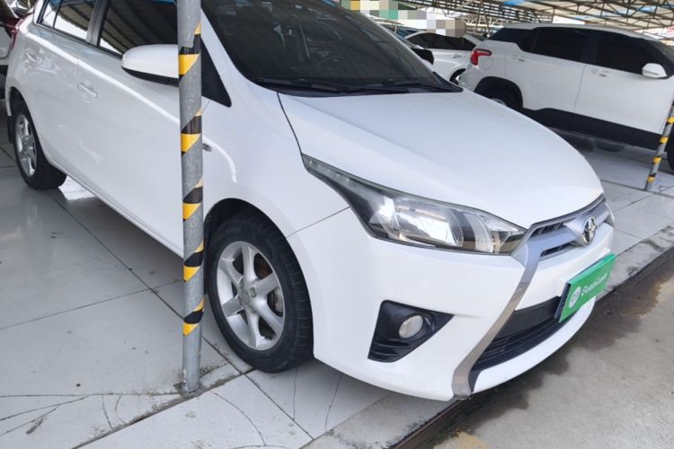 Used Toyota YARiS L Zhi Xuan 2015 1.5E Automatic Charm Edition Front Right 45 Deg
