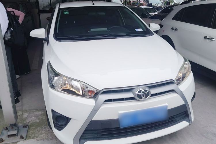 Used Toyota YARiS L Zhi Xuan 2015 1.5E Automatic Charm Edition Front Right 45 Deg