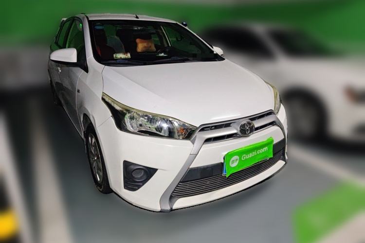 Used Toyota YARiS L Zhi Xuan 2015 1.5E Automatic Charm Edition Front Right 45 Deg