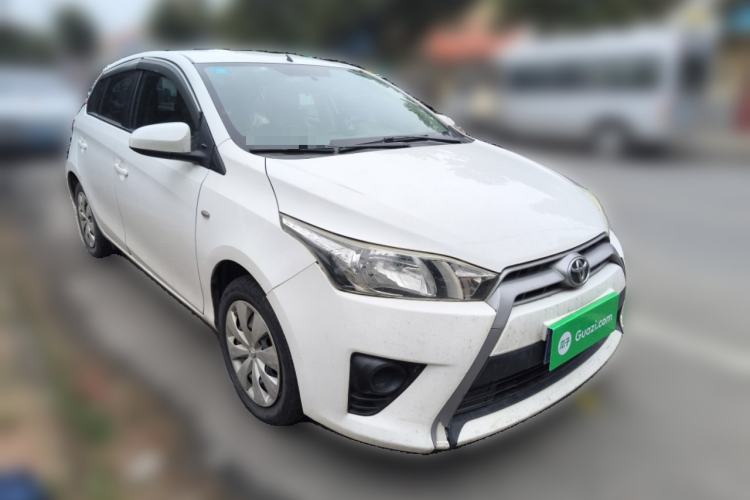 Used Toyota YARiS L Zhi Xuan 2015 1.5E Automatic Charm Edition Front Right 45 Deg