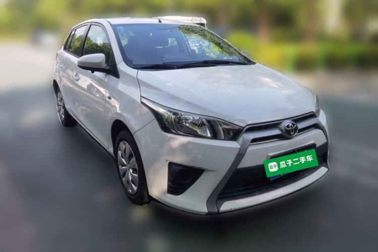 Used Toyota YARiS L Zhi Xuan 2015 1.5E Automatic Charm Edition Front Right 45 Deg