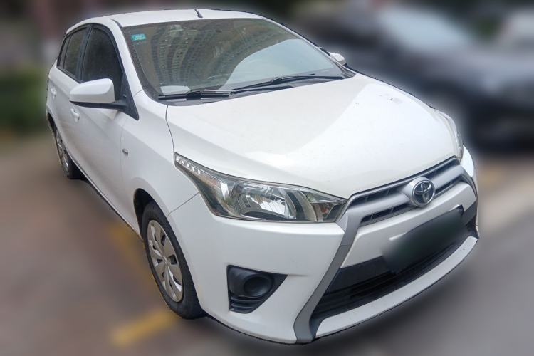 Used Toyota YARiS L Zhi Xuan 2015 1.5E Automatic Charm Edition Front Right 45 Deg