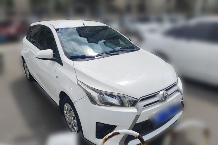 Used Toyota YARiS L Zhi Xuan 2015 1.5E Automatic Charm Edition Front Right 45 Deg