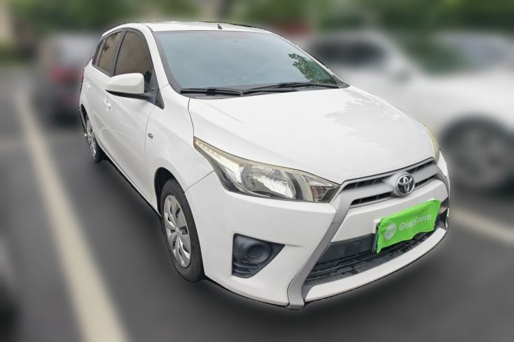 Used Toyota YARiS L Zhi Xuan 2015 1.5E Automatic Charm Edition Front Right 45 Deg