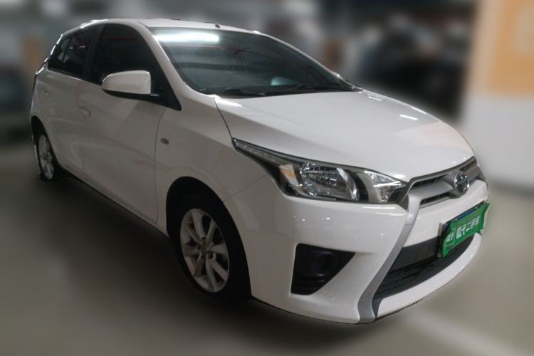 Used Toyota YARiS L Zhi Xuan 2015 1.5E Automatic Charm Edition Front Right 45 Deg