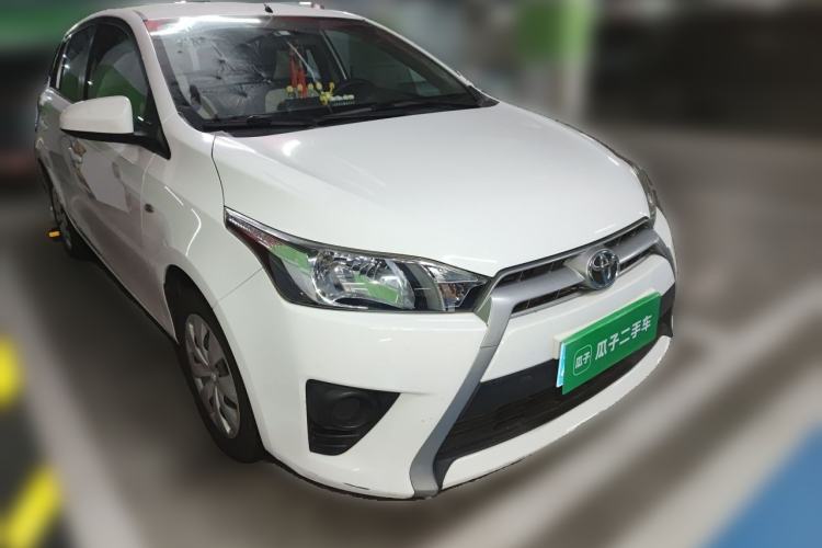 Used Toyota YARiS L Zhi Xuan 2015 1.5E Automatic Charm Edition Front Right 45 Deg