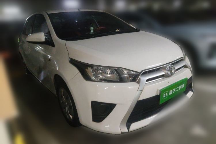 Used Toyota YARiS L Zhi Xuan 2015 1.5E Automatic Charm Edition Front Right 45 Deg