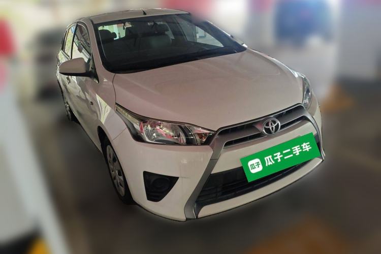 Used Toyota YARiS L Zhi Xuan 2015 1.5E Automatic Charm Edition Front Right 45 Deg