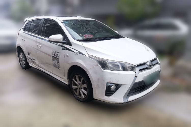 Used Toyota YARiS L Zhi Xuan 2015 1.5G Automatic Xuan Dong Sunroof Special Edition Front Right 45 Deg