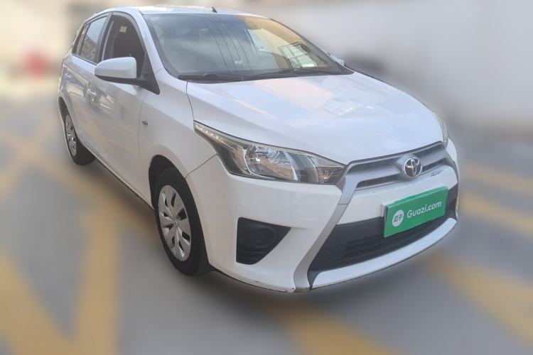Used Toyota YARiS L Zhi Xuan 2015 1.5E Automatic Charm Edition Front Right 45 Deg