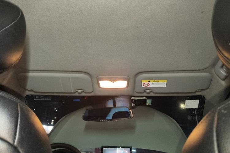 Used Toyota YARiS L Zhi Xuan 2015 1.5E Automatic Charm Edition Headliner