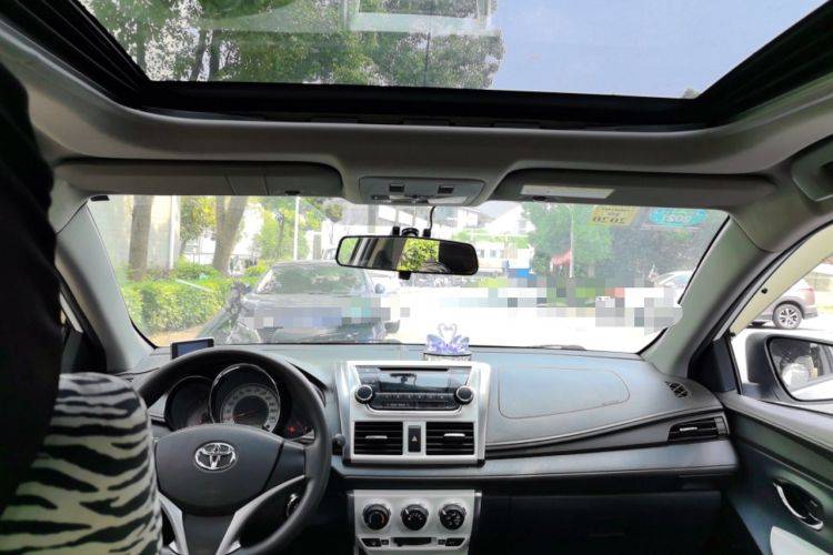 Used Toyota YARiS L Zhi Xuan 2015 1.5G Automatic Xuan Dong Sunroof Special Edition Headliner