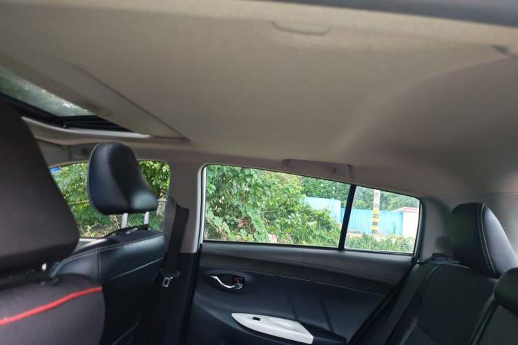 Used Toyota YARiS L Zhi Xuan 2015 1.5G Automatic Xuan Dong Sunroof Special Edition Headliner