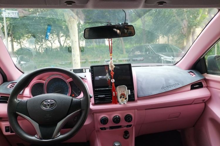 Used Toyota YARiS L Zhi Xuan 2015 1.5E Automatic Charm Edition Headliner
