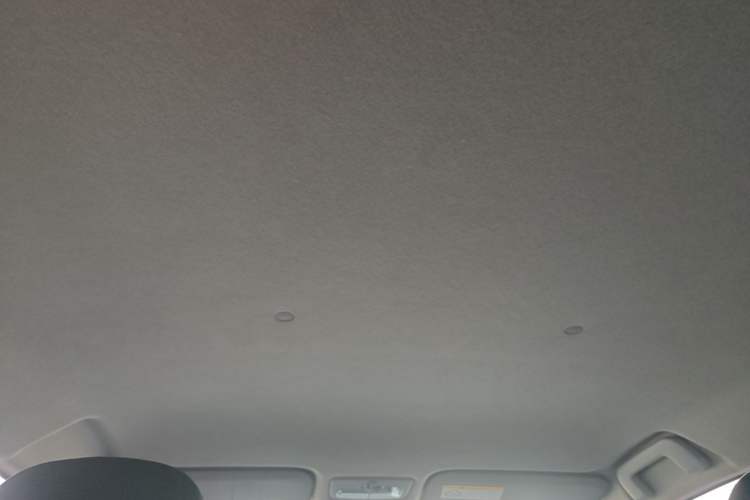 Used Toyota YARiS L Zhi Xuan 2015 1.5E Automatic Charm Edition Headliner