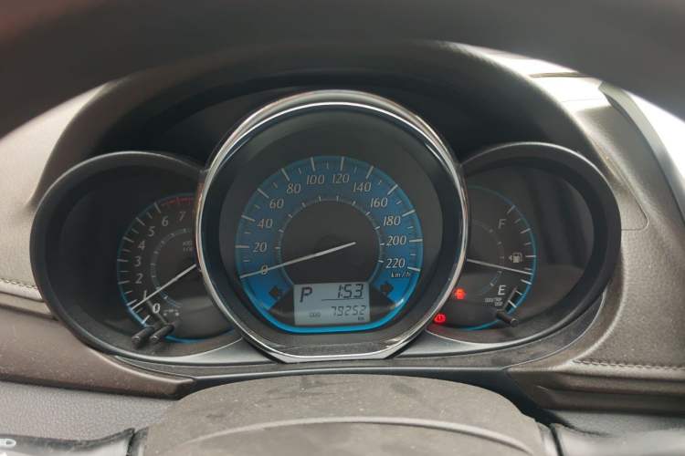 Used Toyota YARiS L Zhi Xuan 2015 1.5E Automatic Charm Edition Instrument Cluster