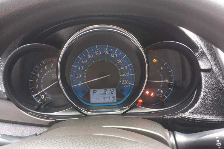Used Toyota YARiS L Zhi Xuan 2015 1.5E Automatic Charm Edition Instrument Cluster