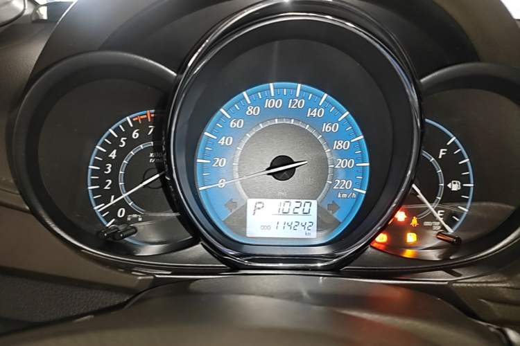 Used Toyota YARiS L Zhi Xuan 2015 1.5E Automatic Charm Edition Instrument Cluster