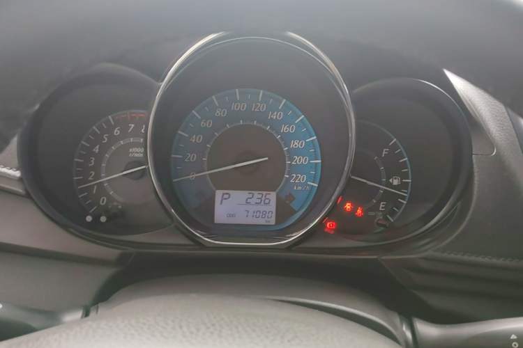 Used Toyota YARiS L Zhi Xuan 2015 1.5E Automatic Charm Edition Instrument Cluster