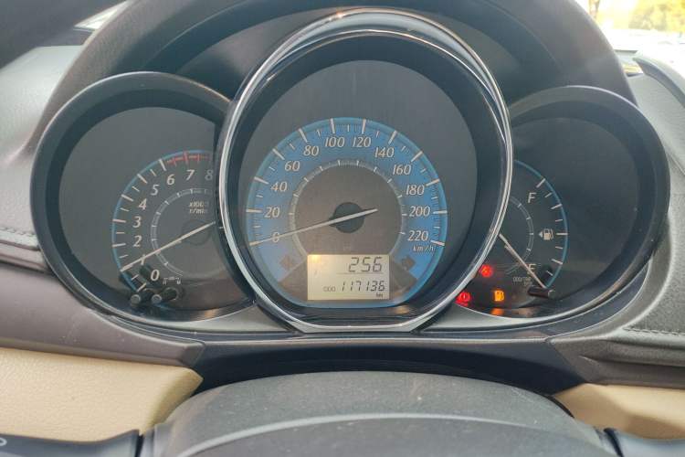 Used Toyota YARiS L Zhi Xuan 2015 1.5E Automatic Charm Edition Instrument Cluster