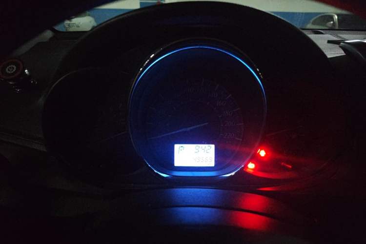 Used Toyota YARiS L Zhi Xuan 2015 1.5E Automatic Charm Edition Instrument Cluster