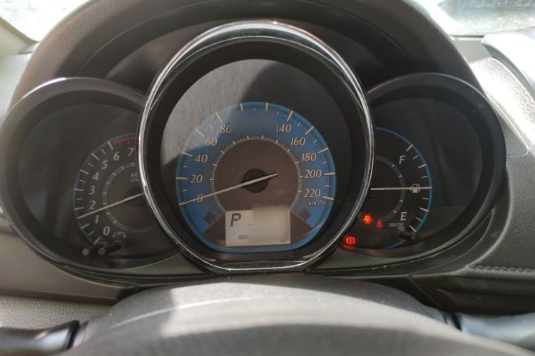 Used Toyota YARiS L Zhi Xuan 2015 1.5E Automatic Charm Edition Instrument Cluster