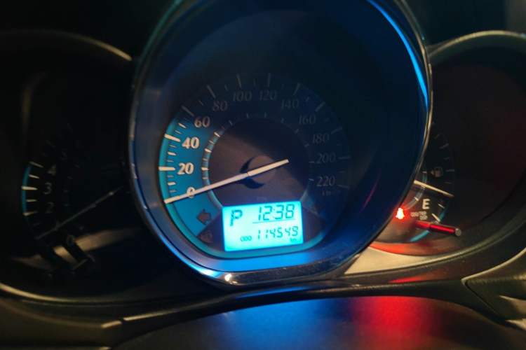 Used Toyota YARiS L Zhi Xuan 2015 1.5E Automatic Charm Edition Instrument Cluster