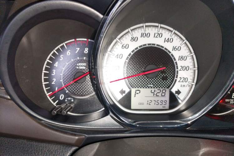 Used Toyota YARiS L Zhi Xuan 2015 1.5G Automatic Xuan Dong Sunroof Special Edition Instrument Cluster