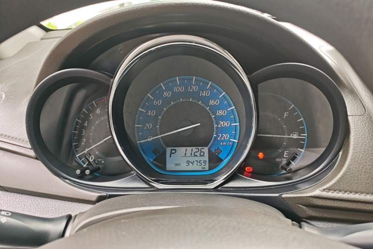 Used Toyota YARiS L Zhi Xuan 2015 1.5E Automatic Charm Edition Instrument Cluster