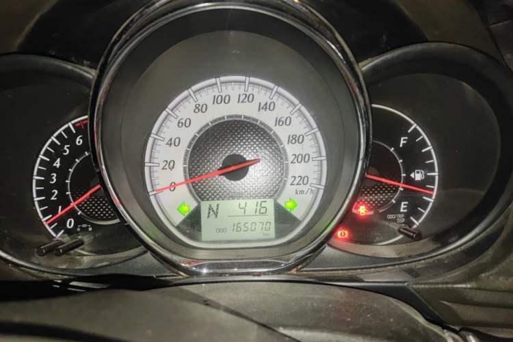Used Toyota YARiS L Zhi Xuan 2015 1.5G Automatic Xuan Dong Sunroof Special Edition Instrument Cluster