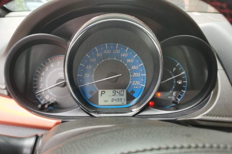 Used Toyota YARiS L Zhi Xuan 2015 1.5E Automatic Charm Edition Instrument Cluster