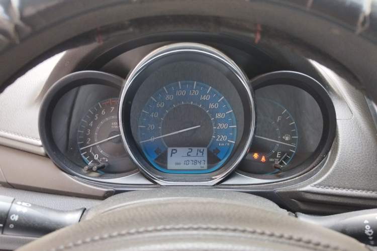 Used Toyota YARiS L Zhi Xuan 2015 1.5E Automatic Charm Edition Instrument Cluster
