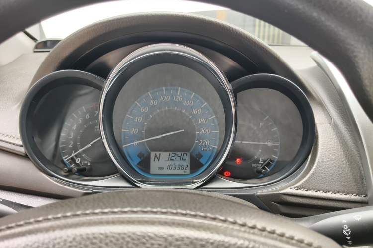 Used Toyota YARiS L Zhi Xuan 2015 1.5E Automatic Charm Edition Instrument Cluster