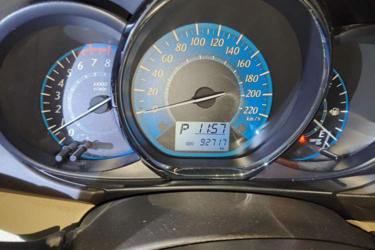 Used Toyota YARiS L Zhi Xuan 2015 1.5E Automatic Charm Edition Instrument Cluster