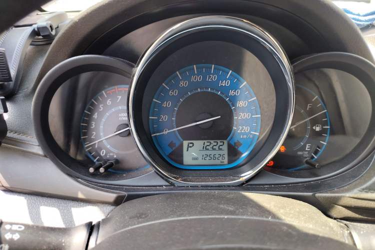 Used Toyota YARiS L Zhi Xuan 2015 1.5E Automatic Charm Edition Instrument Cluster