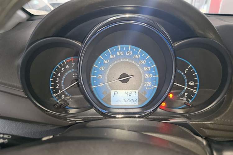 Used Toyota YARiS L Zhi Xuan 2015 1.5E Automatic Charm Edition Instrument Cluster