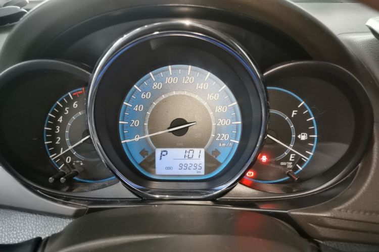 Used Toyota YARiS L Zhi Xuan 2015 1.5E Automatic Charm Edition Instrument Cluster