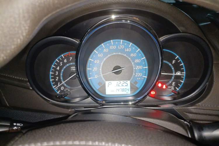 Used Toyota YARiS L Zhi Xuan 2015 1.5E Automatic Charm Edition Instrument Cluster