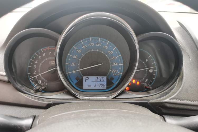 Used Toyota YARiS L Zhi Xuan 2015 1.5E Automatic Charm Edition Instrument Cluster