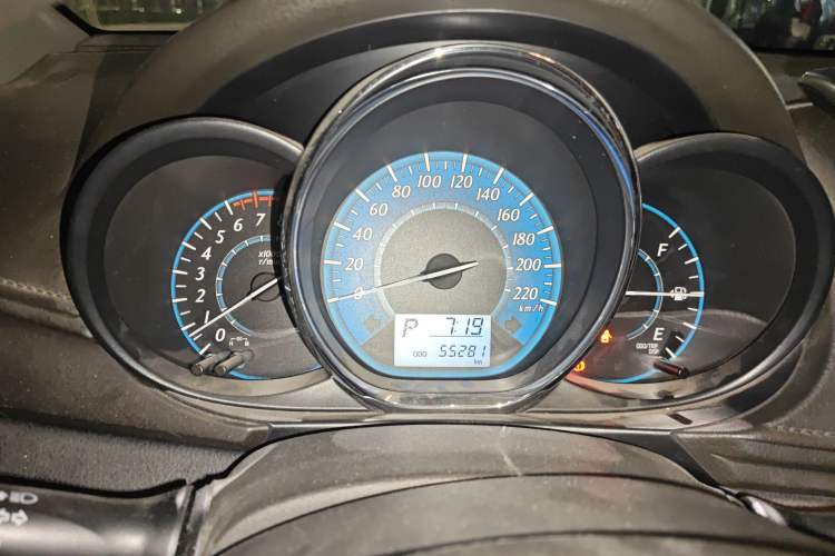 Used Toyota YARiS L Zhi Xuan 2015 1.5E Automatic Charm Edition Instrument Cluster