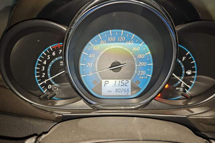 Used Toyota YARiS L Zhi Xuan 2015 1.5E Automatic Charm Edition Instrument Cluster
