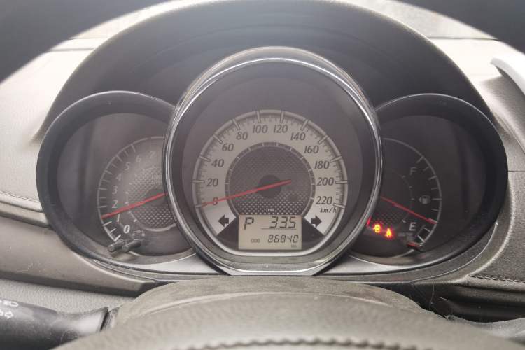 Used Toyota YARiS L Zhi Xuan 2015 1.5G Automatic Xuan Dong Sunroof Special Edition Instrument Cluster