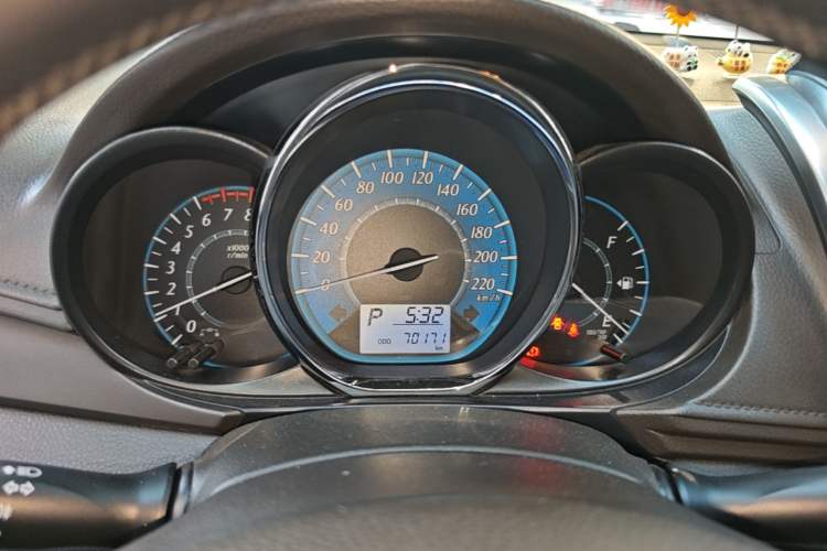 Used Toyota YARiS L Zhi Xuan 2015 1.5E Automatic Charm Edition Instrument Cluster