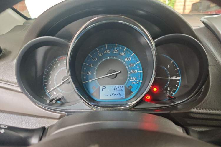 Used Toyota YARiS L Zhi Xuan 2015 1.5E Automatic Charm Edition Instrument Cluster